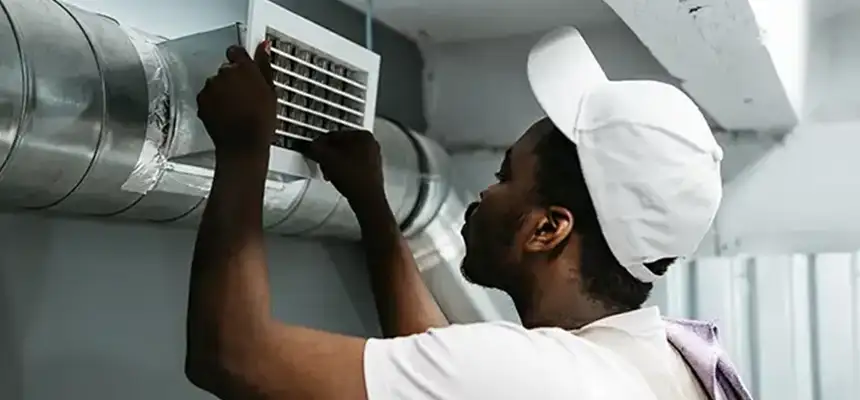 Our Licensed And Insured Cleaners in Palo Alto, CA